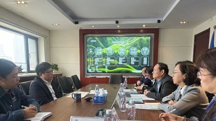 春潮涌動(dòng)，使命催征。全國(guó)兩會(huì)勝利閉幕后，3月11日至13日，全國(guó)政協(xié)委員，甘肅文旅集團(tuán)黨委書(shū)記、董事長(zhǎng)石培文帶領(lǐng)集團(tuán)黨委副書(shū)記、總經(jīng)理馬文玫、集團(tuán)分管負(fù)責(zé)同志及相關(guān)子公司負(fù)責(zé)人，以“開(kāi)局即決戰(zhàn)、起步即